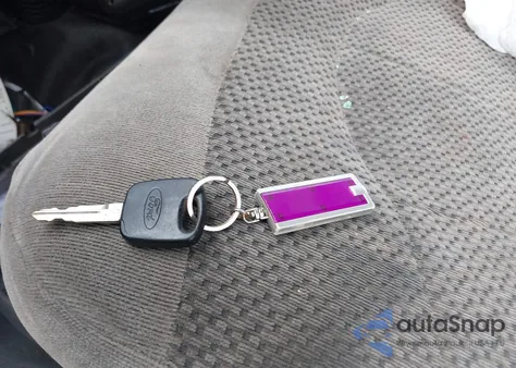 1999 Ford F150 Work Series/Xl/Xlt из США, поврежденный, VIN 1FTZX1724XNA89245